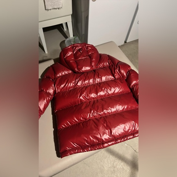 Brand New Red Hi Gloss Aritzia Superpuff XS Original - Picture 1 of 3